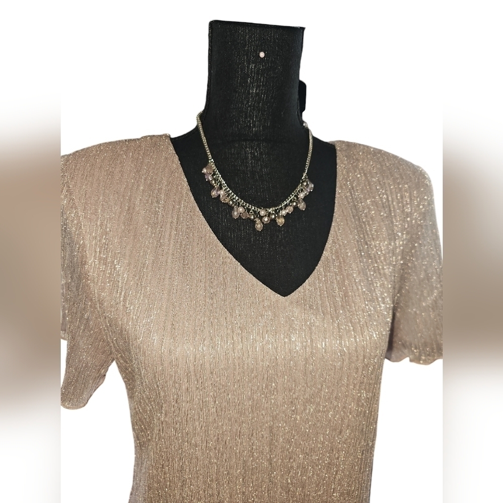 Dazzling Metallic Shimmer Dress - Picture 3 of 6
